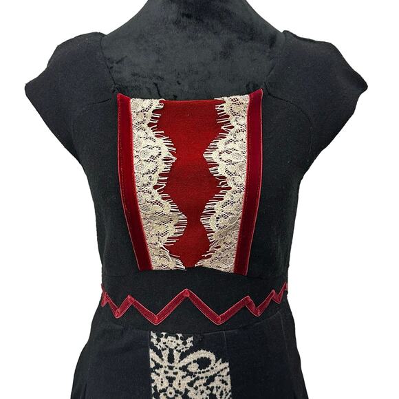 Vintage Lulu H Paris Fit & Flare Dress L Black Red Lace Detail Minor Flaw - Picture 6 of 13